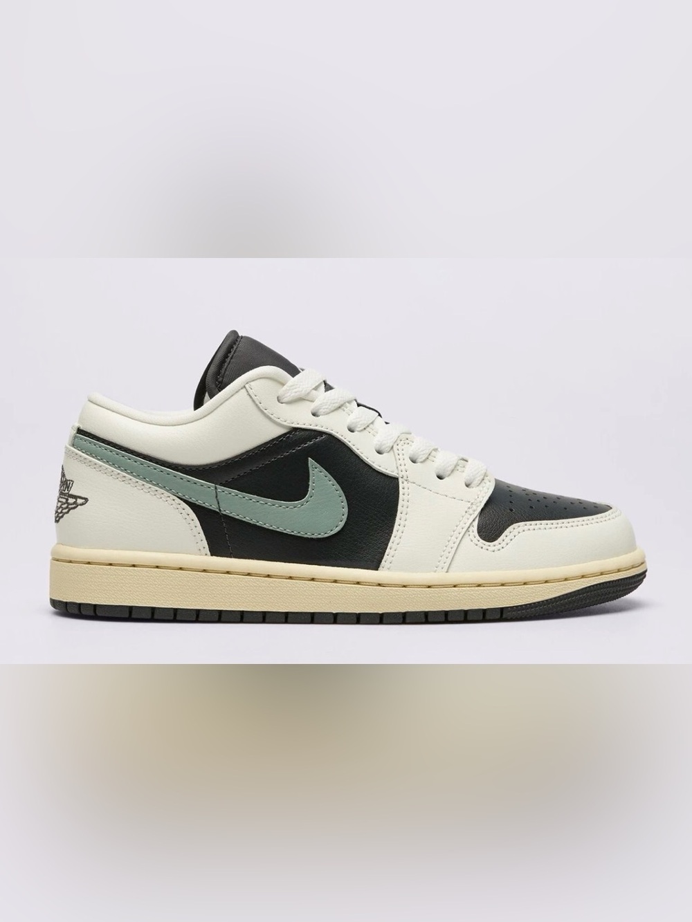 Nike Jordan - Jade Smoke - Size 10 Women